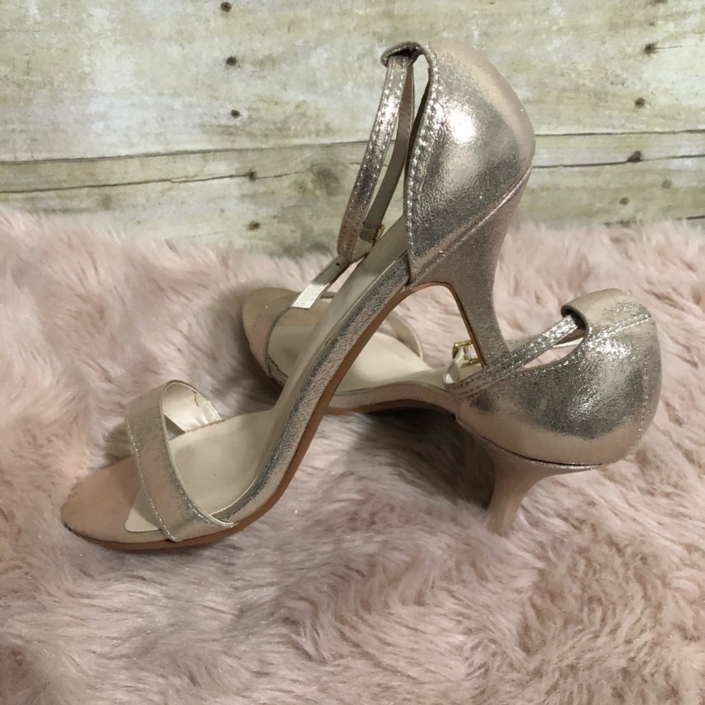 Davids Bridal Heels NWOT - Picture 6 of 7
